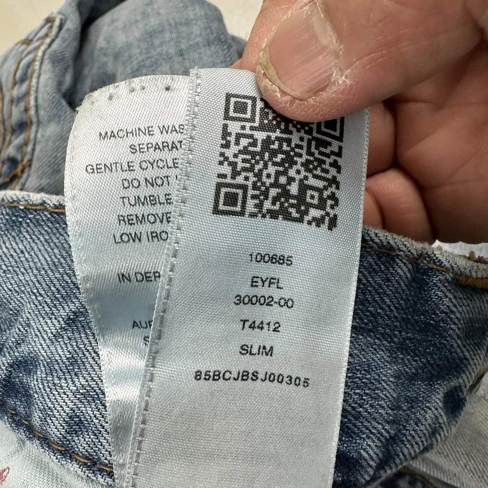 True Religion Slim Fit Jeans Men 29x34 Blue‎ Distressed Flap Pockets Light Wash
